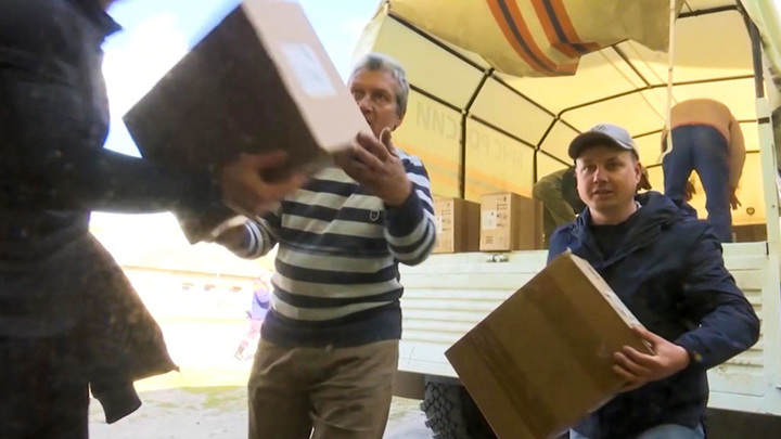 Российские военные доставили 55 тонн гуманитарной помощи в Запорожье