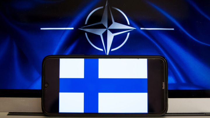 Финляндия приняла официальное решение вступить в НАТО
