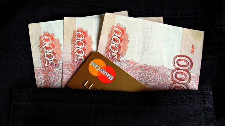 Со счета жительницы Карелии обманом списали почти 137 тысяч рублей