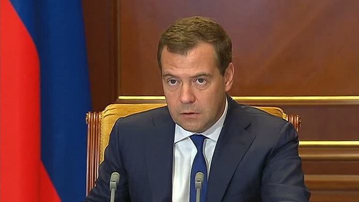 Премьер-министр РФ подписал постановление о десяти ежегодных премиях в области образования