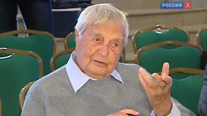Владимир Путин поздравил Юрия Любимова с 80-летием творческой деятельности