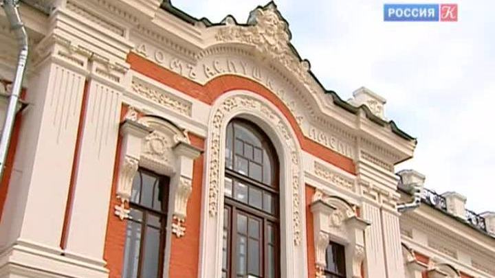 Новый сезон в Псковском драмтеатре открывают гастроли легендарной Александринки