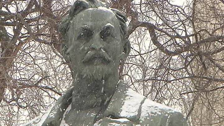 Памятник Дзержинскому не вернется на Лубянку