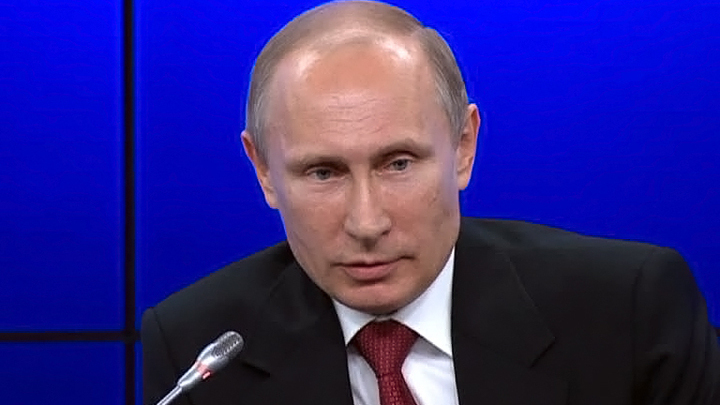 Путин подписал закон о золотых медалях для выпускников-отличников