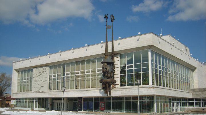 В Екатеринбурге после двухлетней реконструкции открылся Театр Юного Зрителя