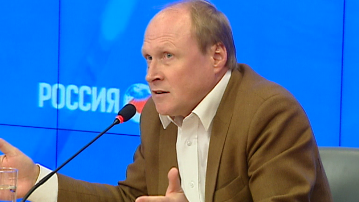 В Москве состоялась пресс-конференция Владимира Толстого